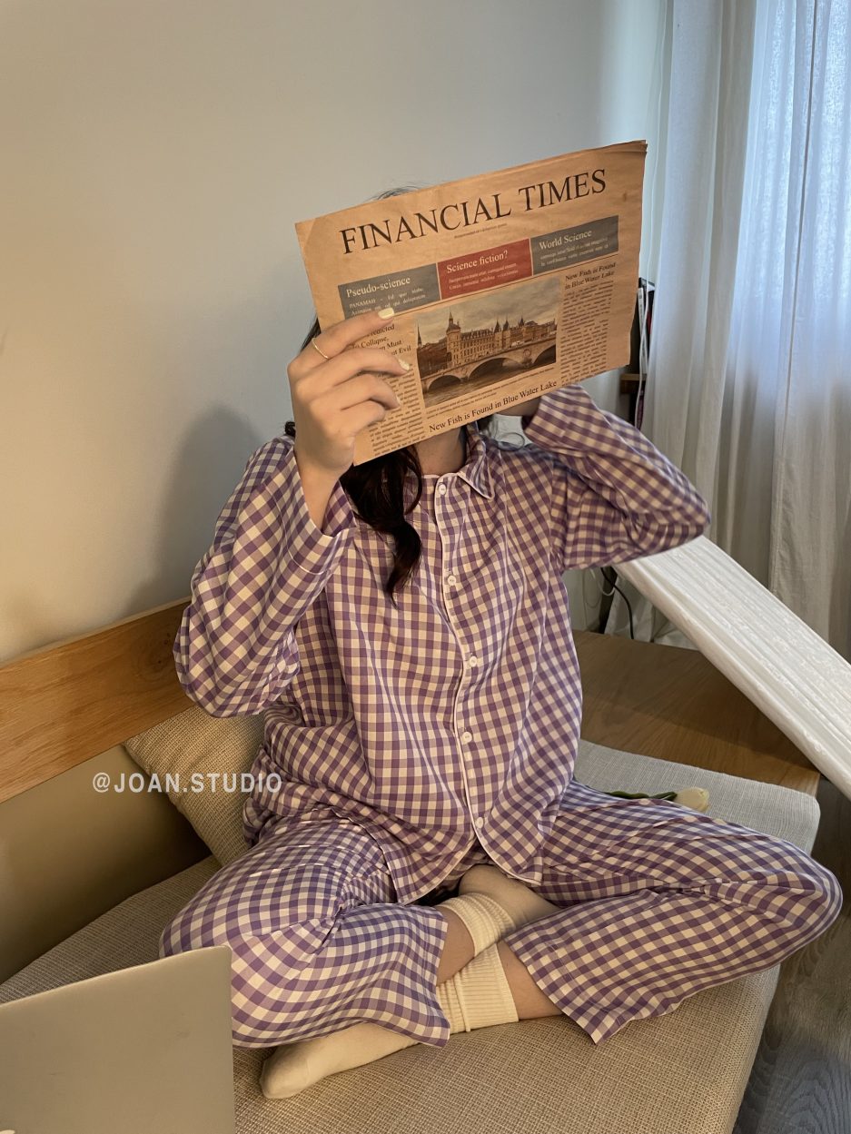 Đồ mặc ở nhà pyjama rộng họa tiết caro màu tím